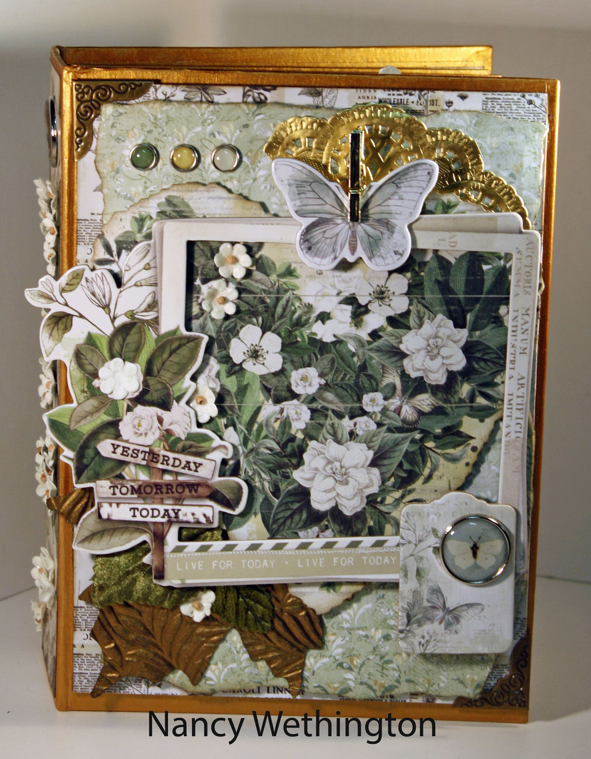Weathered Garden Mini Album - Digital Tutorial