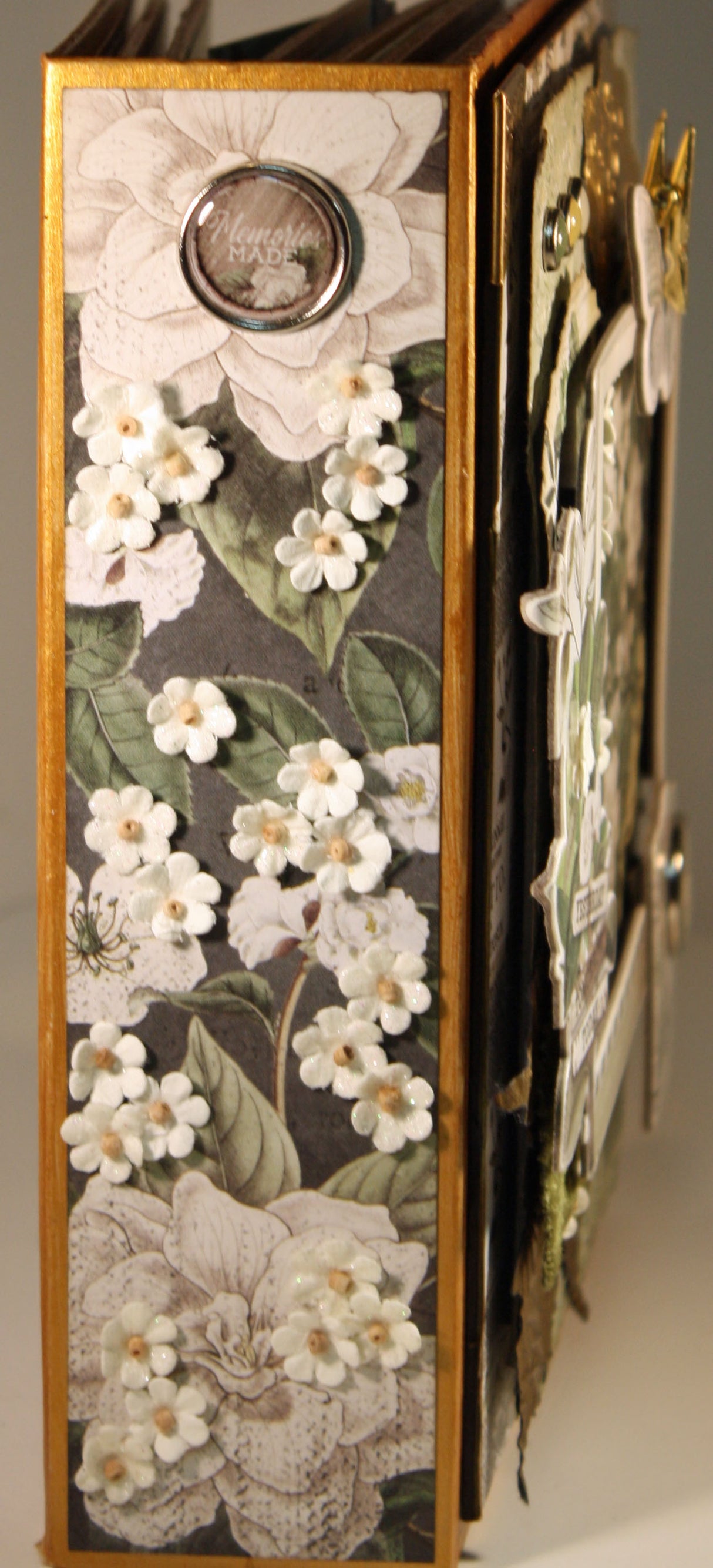 Weathered Garden Mini Album - Digital Tutorial