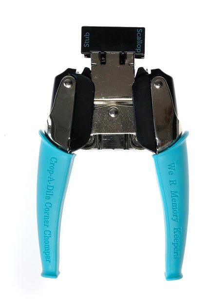 We R Memory Keepers Crop-A-Dile Corner Chomper Tool - Stub & Scallop